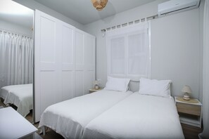 2 slaapkamers, een strijkplank/strijkijzer, wifi, beddengoed