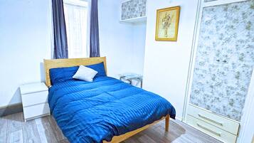 3 habitaciones, tabla de planchar con plancha y wifi gratis