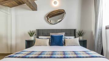 4 habitaciones, tabla de planchar con plancha y cuna de viaje