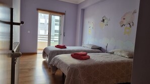 3 bedrooms, iron/ironing board