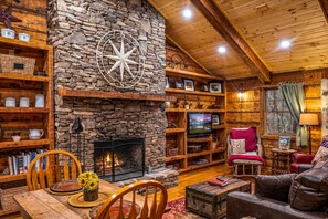 Smart-tv en een open haard