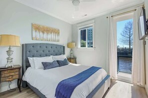 2 habitaciones, escritorio, tabla de planchar con plancha y wifi gratis 