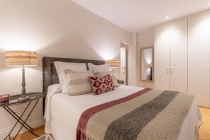 2 bedrooms, iron/ironing board