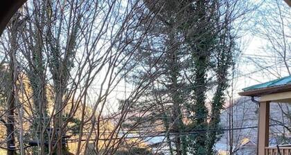 Hillside Hideaway in Lowertown Harpers Ferry