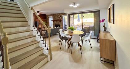 Newly Renovated Townhome near Marietta Square, 2 King Beds