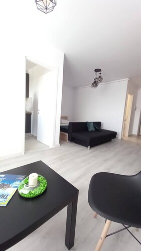 Lovely Sunrise-parking & metro-15 min. city center

