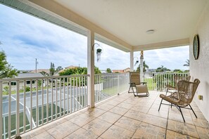 Property grounds - Hot Tub + Fire Pit: Spacious Cape Coral Oasis! (Cape Coral)