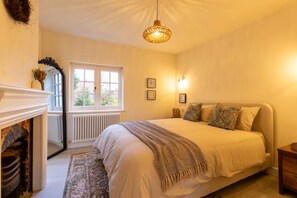 1 soverom, strykejern/-brett, wi-fi (inkludert) og sengetøy