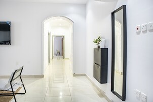 TV LCD 42 pollici con canali via cavo