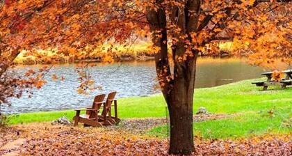 Sunset Cabin, Hot tub and on site Spa!