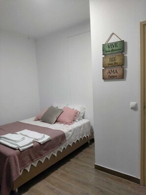 3 habitaciones, wifi y ropa de cama 