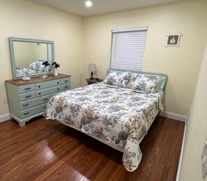 2 sovrum, strykjärn/strykbräda, wi-fi och sängkläder