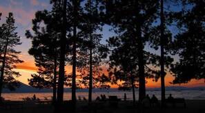 Beach - 	
5 minutes from Heavenly Ski Resort and on Lake Tahoe (South Lake Tahoe)