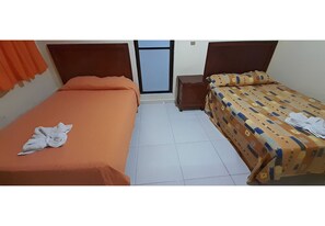 Double Room | 1 bedroom, laptop workspace, free WiFi, bed sheets