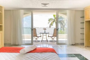5 Schlafzimmer, Zimmersafe, Bügeleisen/Bügelbrett, kostenloses WLAN