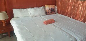 Chambre triple Confort | AccĂšs au Wi-Fi (inclus), literie fournie
