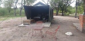 Tente Deluxe | AccĂšs au Wi-Fi (inclus), literie fournie