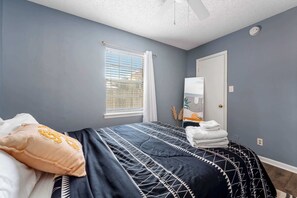 3 Schlafzimmer, Bügeleisen/Bügelbrett, WLAN, Bettwäsche