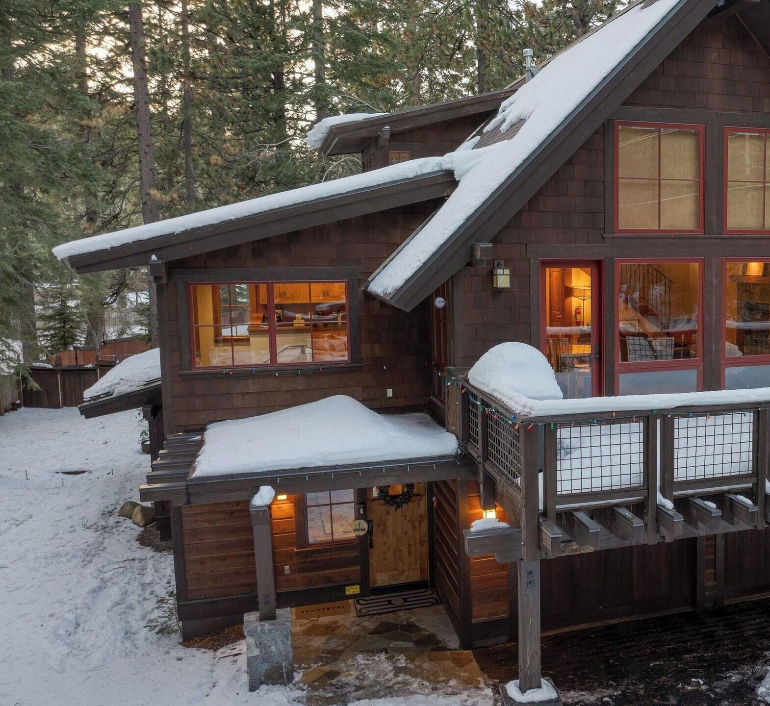 House (3 Bedrooms) | Front of property