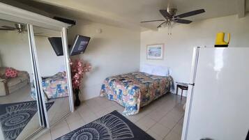 1 soveværelse, strygejern/strygebræt, sengetøj