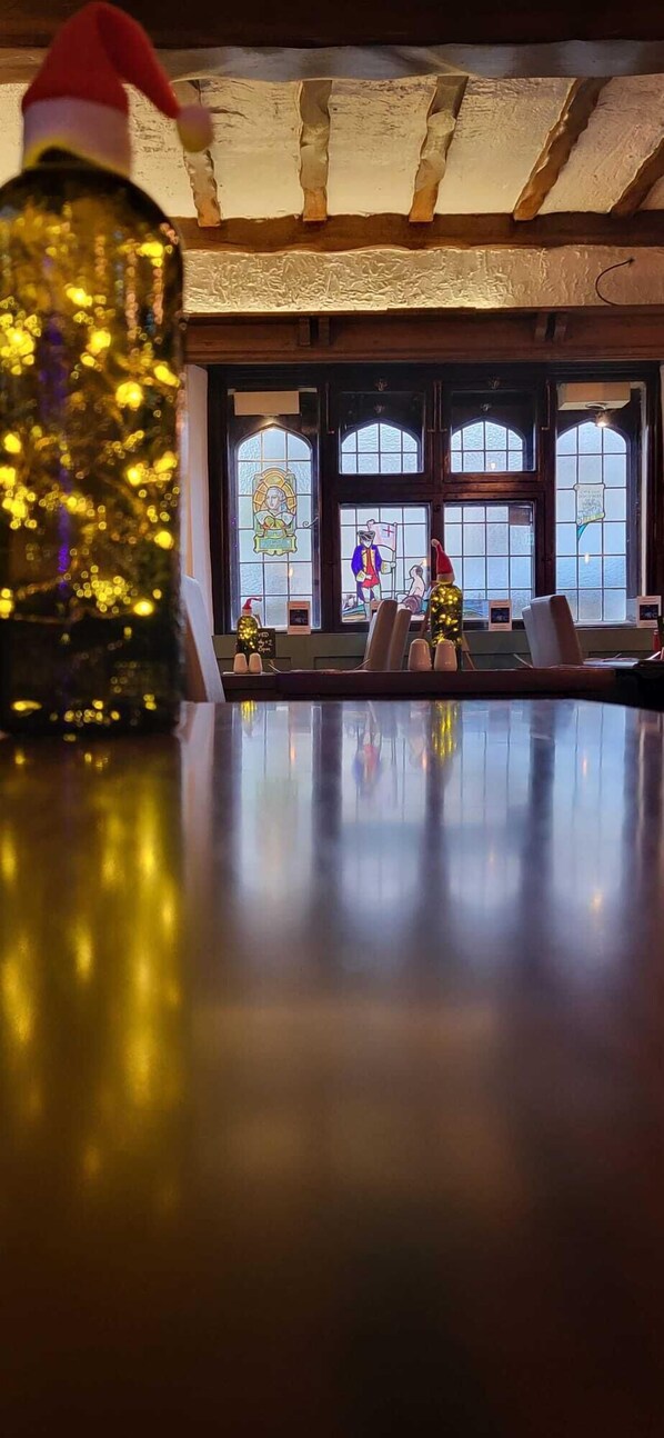 Restaurant - The George Hotel (High Peak)