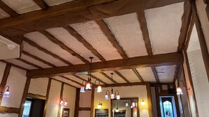Unclassified image, 5 of 43, button - The George Hotel (High Peak)