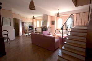 5 bedrooms - Villa Felici in Giuliano di Roma (Giuliano di Roma)