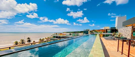Departamento Deluxe | Alberca | Alberca al aire libre