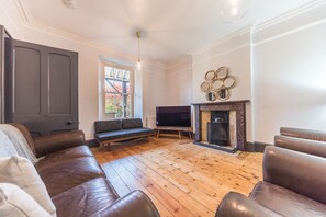 Living area - Waverley (Coniston)