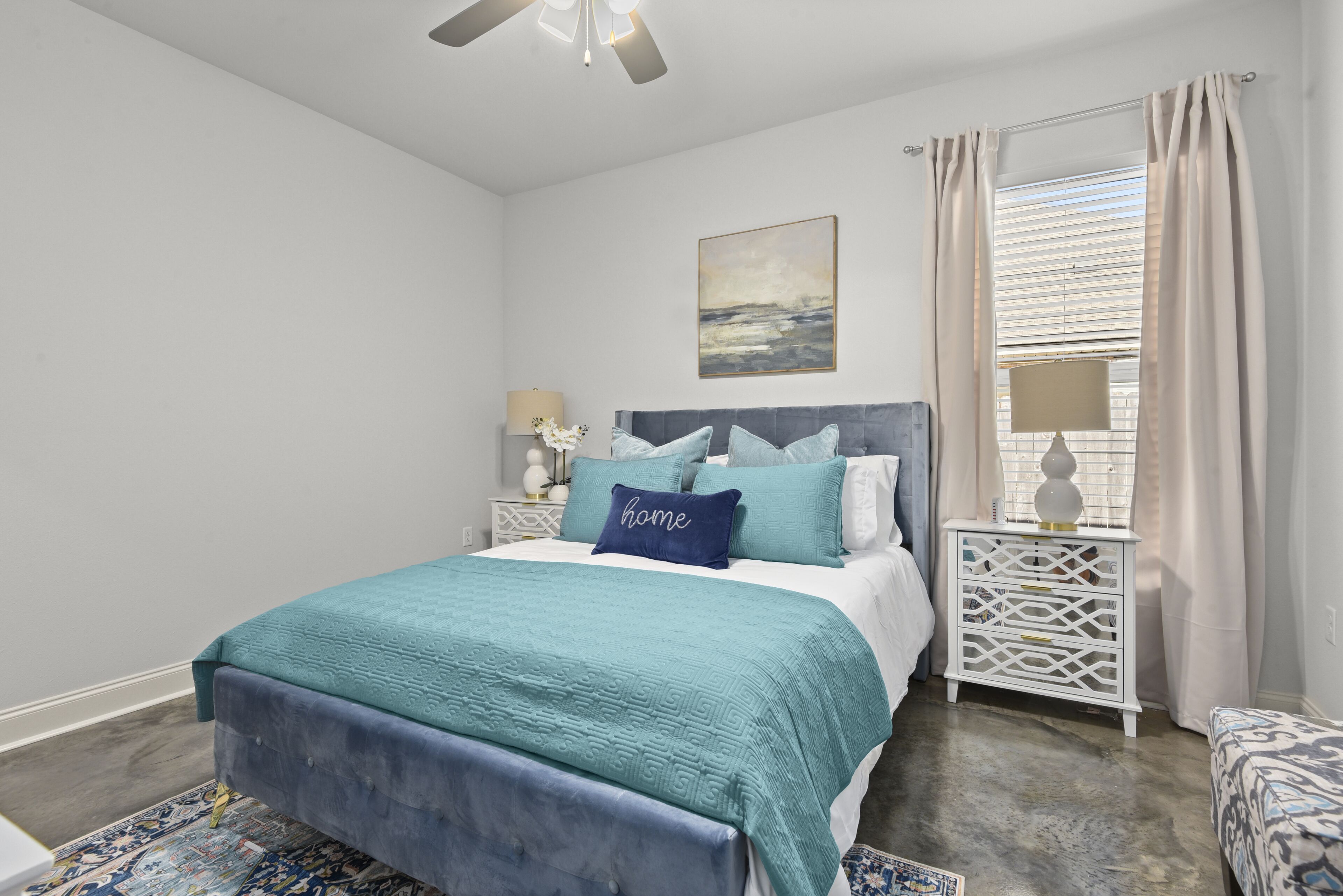 2 bedrooms, travel crib, free WiFi, bed sheets