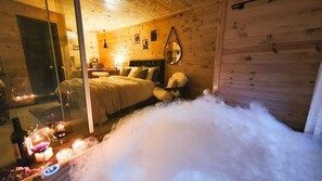 Honeymoon Cabin, Jetted Tub, Lake View | 2 bedrooms, premium bedding, individually decorated - Refúgio Brisa Serrana - Urubici - SC (Urubici)