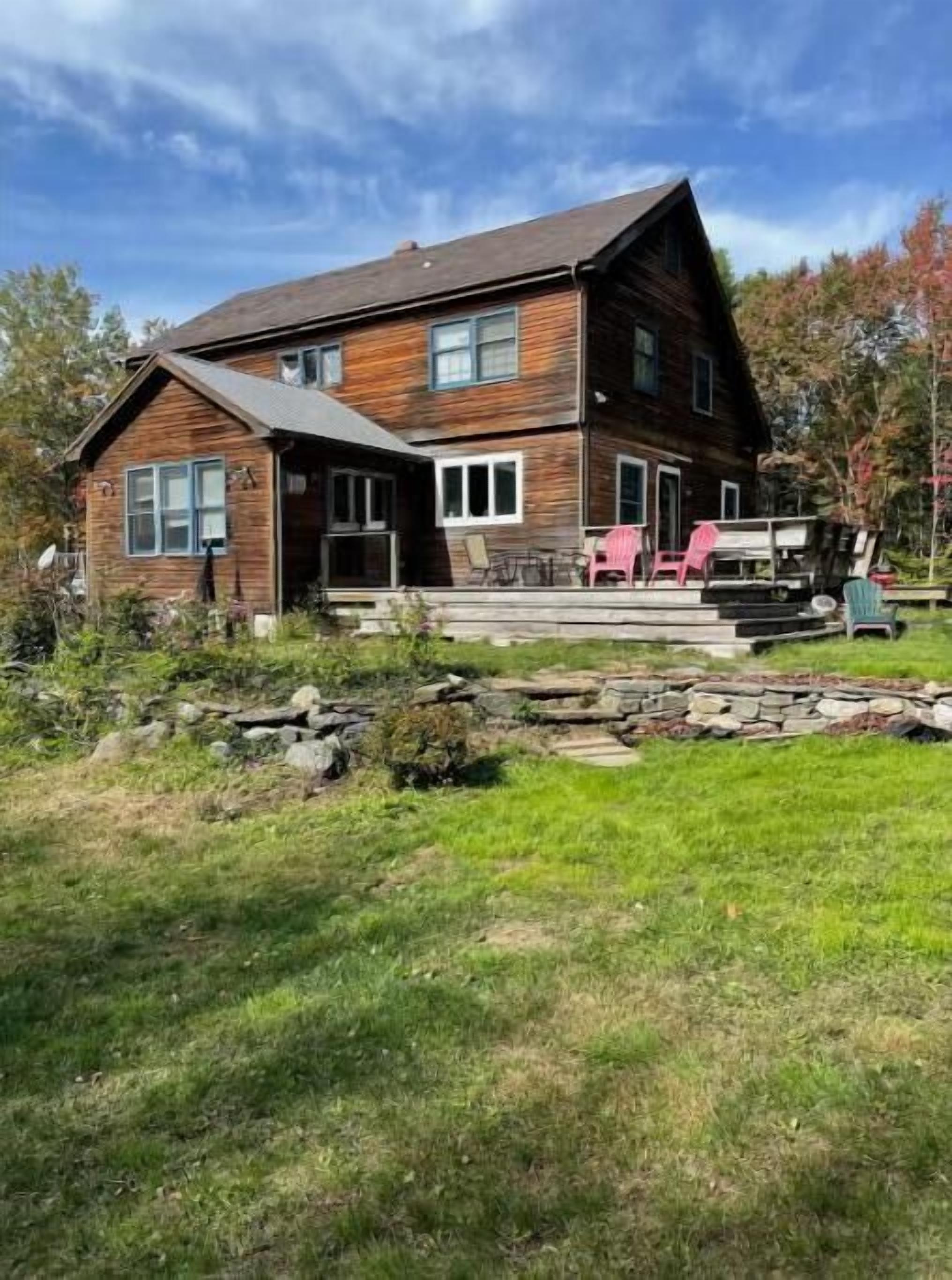Spacious Putney 3BR Ski House