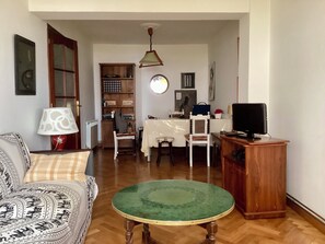 Living area - Piso Para Grupo o Familia en el Centro de la Ciudad de La Coruña (A Coruña)