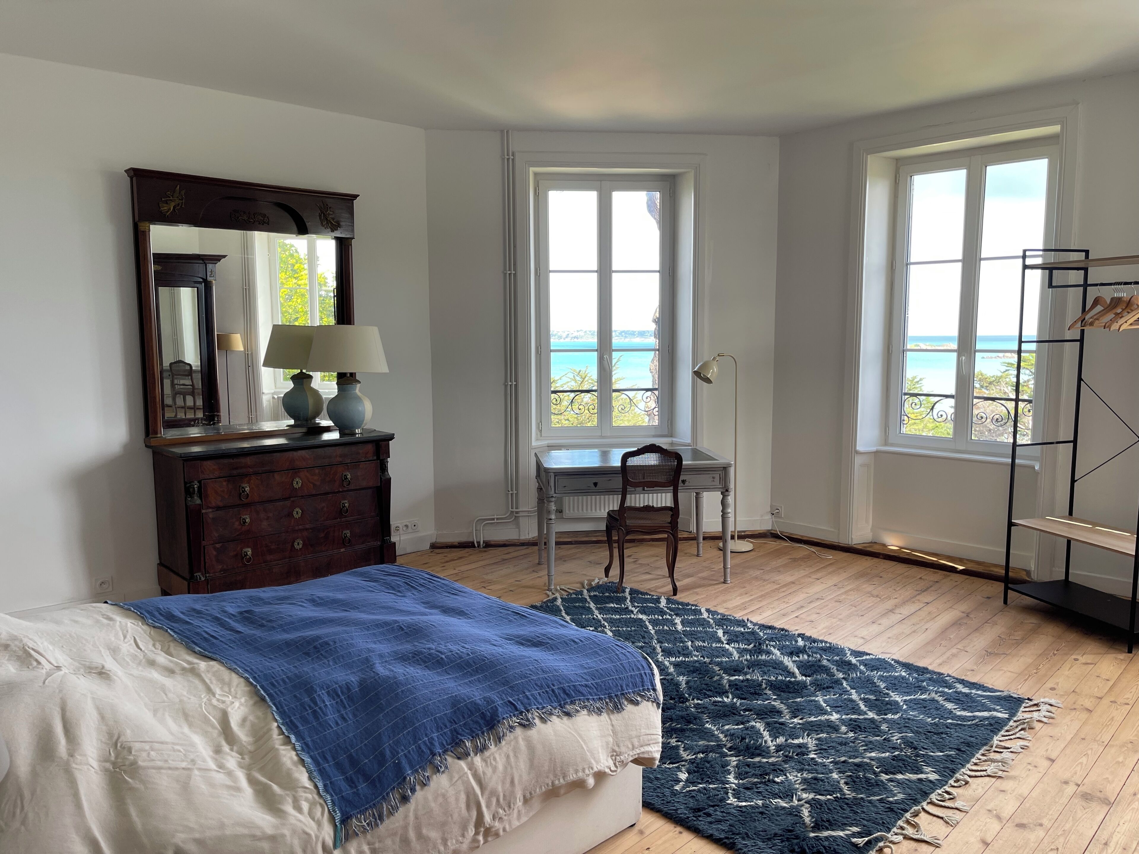 6 bedrooms, iron/ironing board, travel crib, WiFi