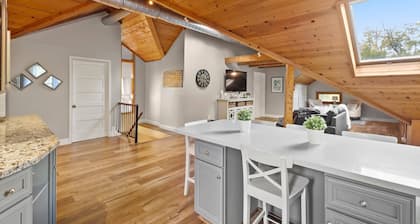 Home in the Heart of Midtown Sacramento!