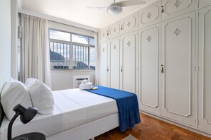 Apartment - 5 Minutes From Leblon Beach and View of Christ Ap1302 (Rio de Janeiro)