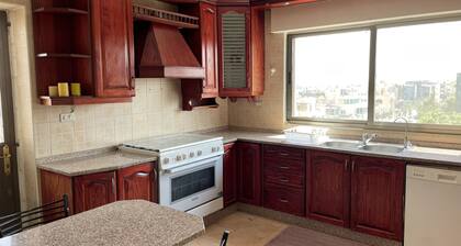 Abdoun Apartment, lovely place to spend your time at.