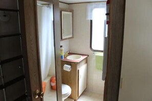 Seife, Shampoo, Toilettenpapier