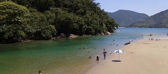 Casa COM Piscina A 100 M DA Praia, Condomínio Fechado COM Segurança 24H