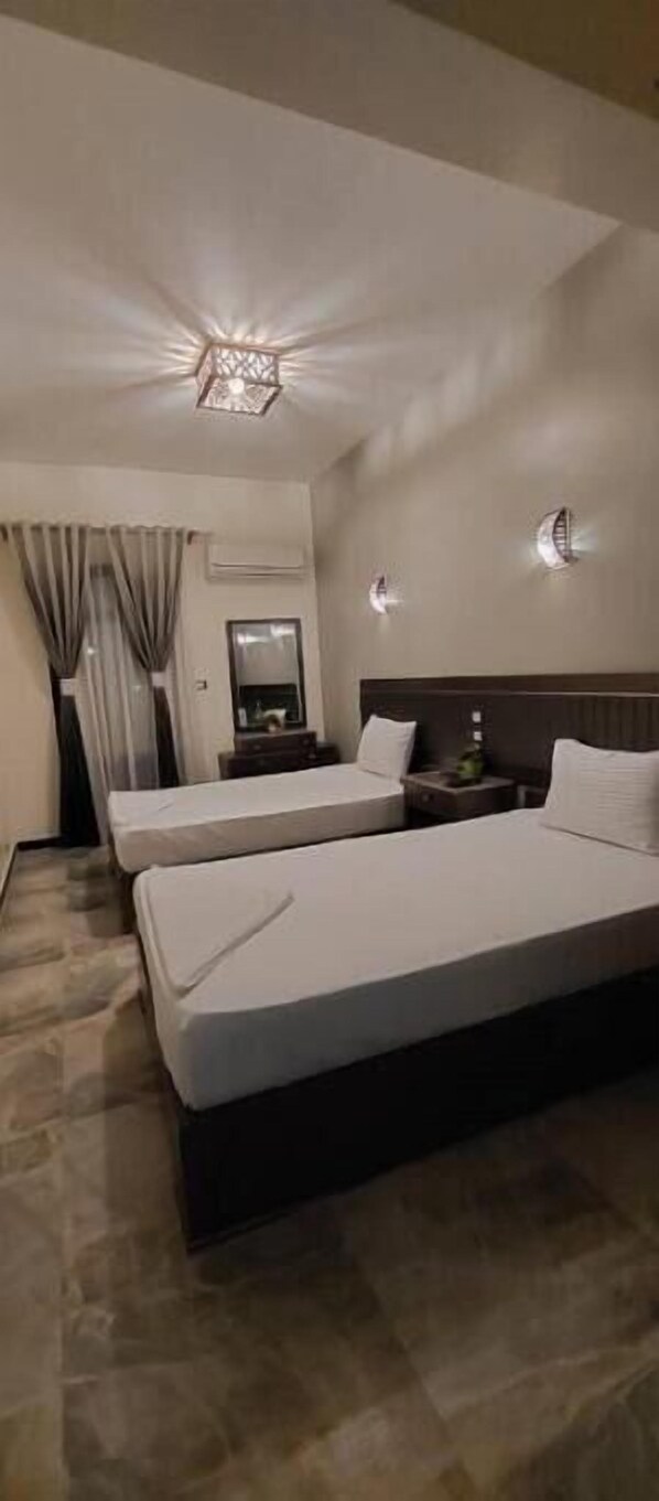2 bedrooms, WiFi, bed sheets