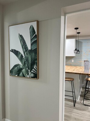 Interior - 1 Bed Apartment Near Hospitals (Pensacola)