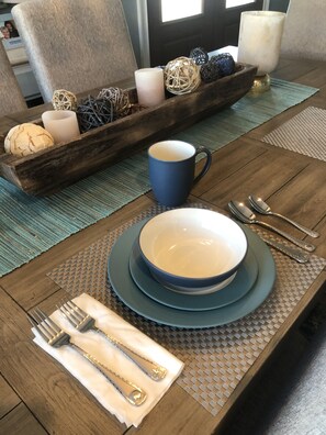 Dining - Teal Tranquility! First Time- Sat July 21 to Sat August 4th
 (Margate City)