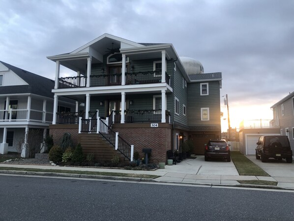 Exterior - Teal Tranquility! First Time- Sat July 21 to Sat August 4th
 (Margate City)