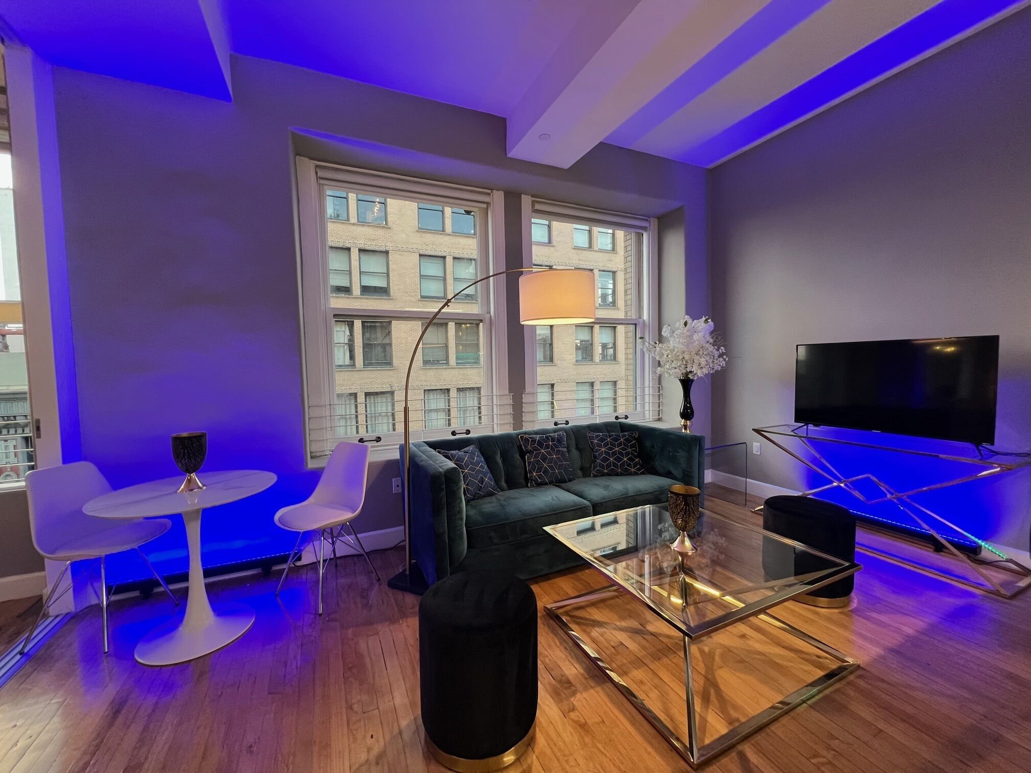 Fabulous One Bedroom in Downtown Los Angeles!