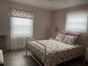 4 Schlafzimmer, kostenloses WLAN, Bettwäsche