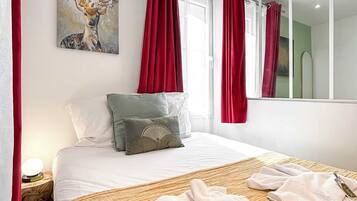 1 kamar tidur, setrika/meja setrika, Wi-Fi gratis, dan seprai linen