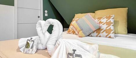 مكواة/لوح كي وواي فاي مجانًا وملاءات أسرّة