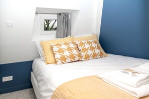 1 bedroom, iron/ironing board, free WiFi, bed sheets - David D Angers 62 - One Bedroom Apartment, Sleeps 4 (Paris)