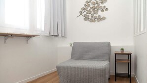 Unclassified image, 3 of 20, button - David D Angers 29 - One Bedroom Apartment, Sleeps 3 (Paris)