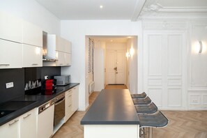Fridge, microwave, oven, dishwasher - Daumesnil Grand - Two Bedroom Apartment, Sleeps 6 (Paris)